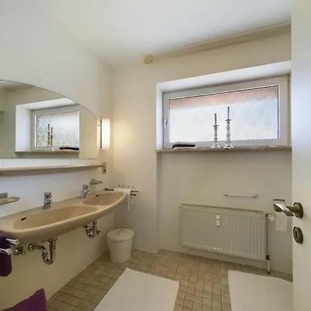 Duene 76 Moderne * 巴尔特鲁姆